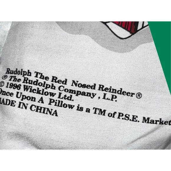 Vintage 1996 Wicklow Co. Rudolph The Red-Nosed Reindeer 13"x10" Plush Book - Picture 4 of 6